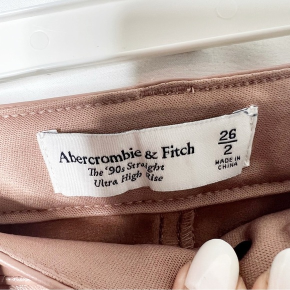 Abercrombie & Fitch The 90s Straight Ultra High Rise Faux Leather Pants Brown - Picture 4 of 5
